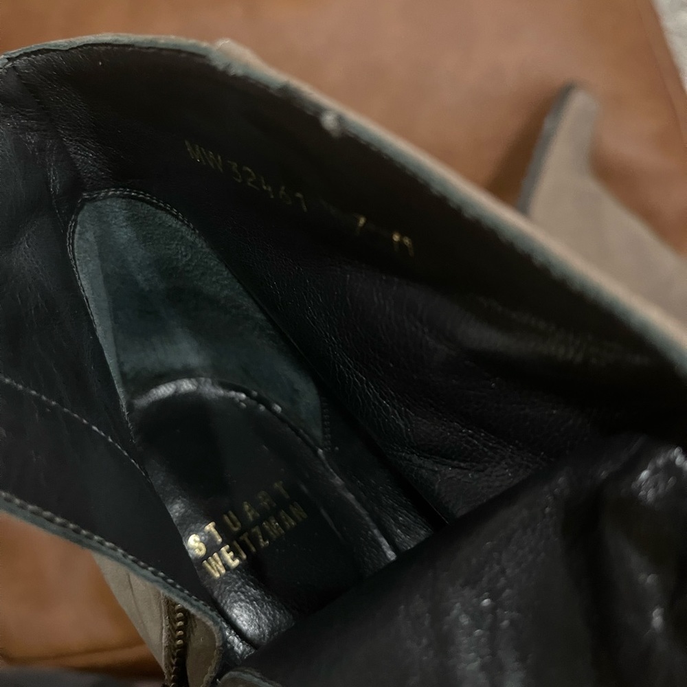 Stuart Weitzman Suede Prancing Tassel Block Heel … - image 8